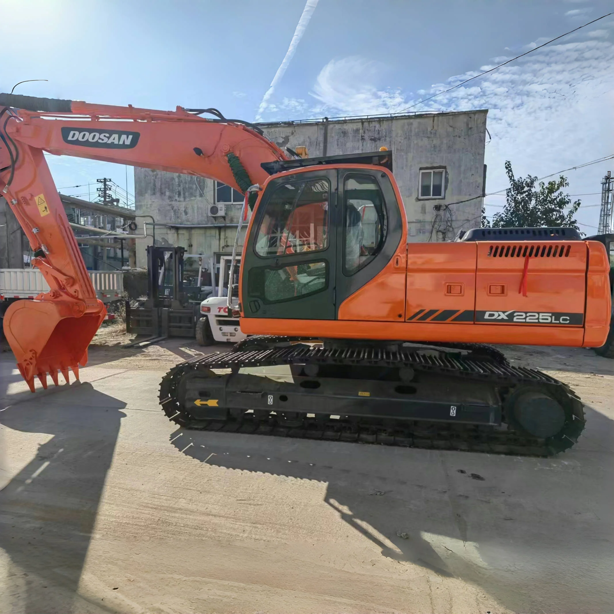 DOOSAN DX225LC DX225 Korea оригинальный экскаватор 22 тонны гидравлический гусеничный DX225LC-9C для продажи