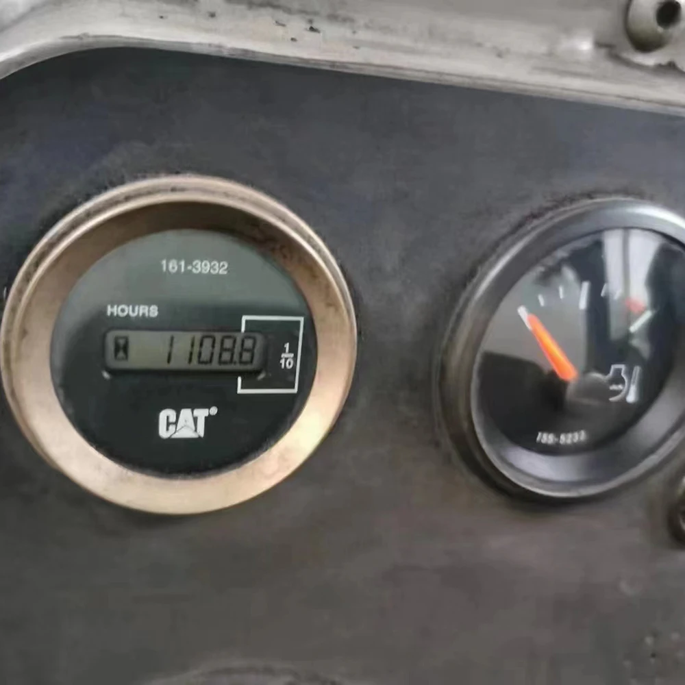 Good Condition Used Caterpillar Bulldozer D7G For Sales Big Crawler Type Bulldozer Running Hour 1108