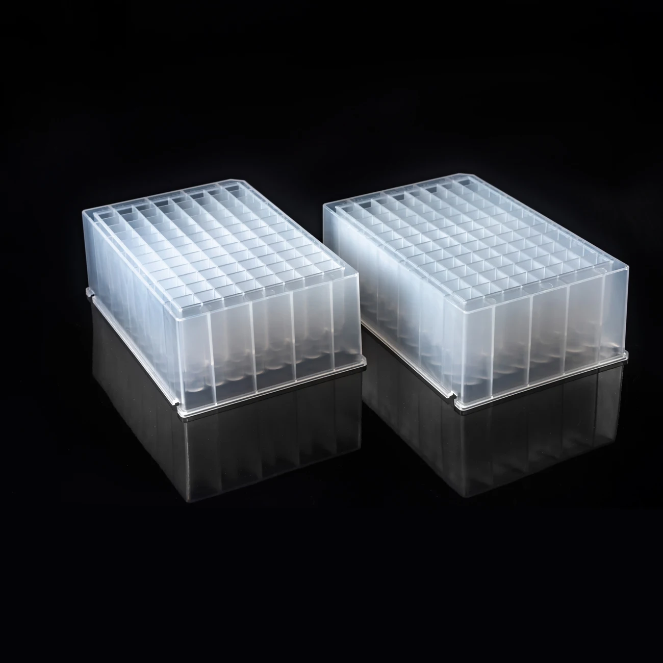 Medical laboratory DNA test instrument 2.2ml deep well 96 plate  V bottom with transparent PP virgin material