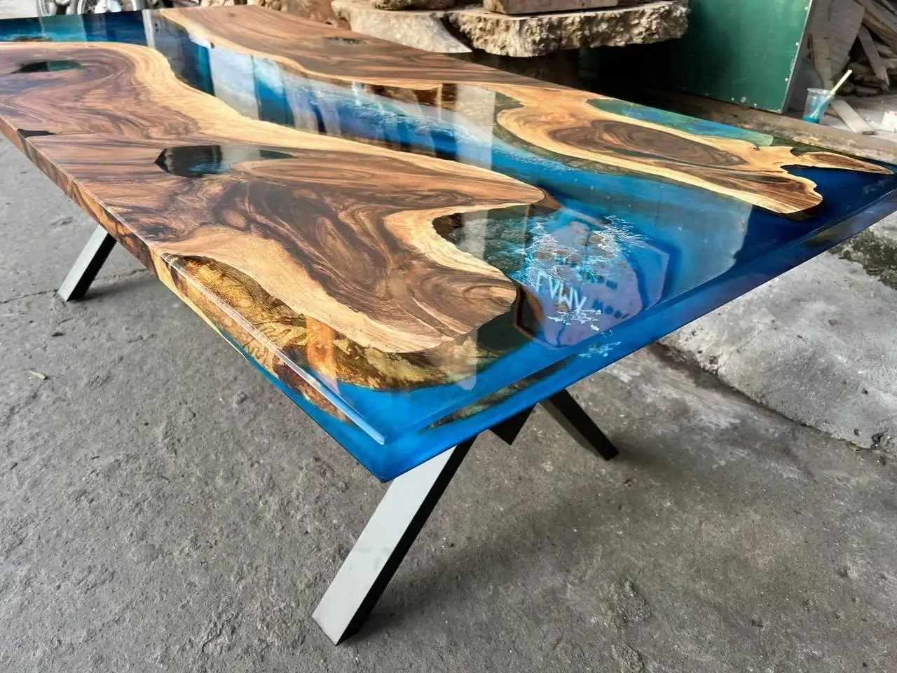 CZ-10 Vietnam High Quality Epoxy Resin Restaurant River Table - Natural Live Edge Solid Saman Wood