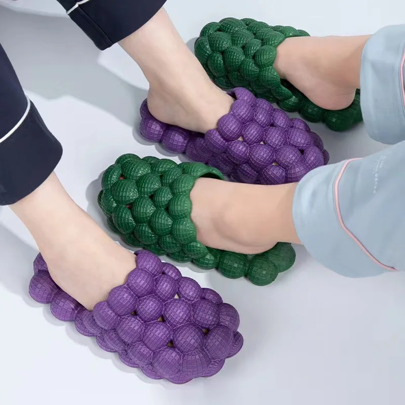 2022 Summer New Fashion Wholesale Eva Foam Slippers Women Massage Pink Bubble Slides With Charms