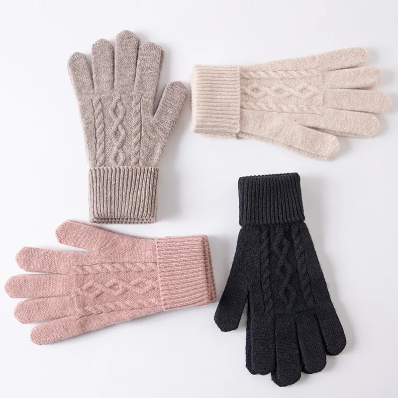 Premium Pure Wool Knitted Gloves With Jacquard Pattern For Women