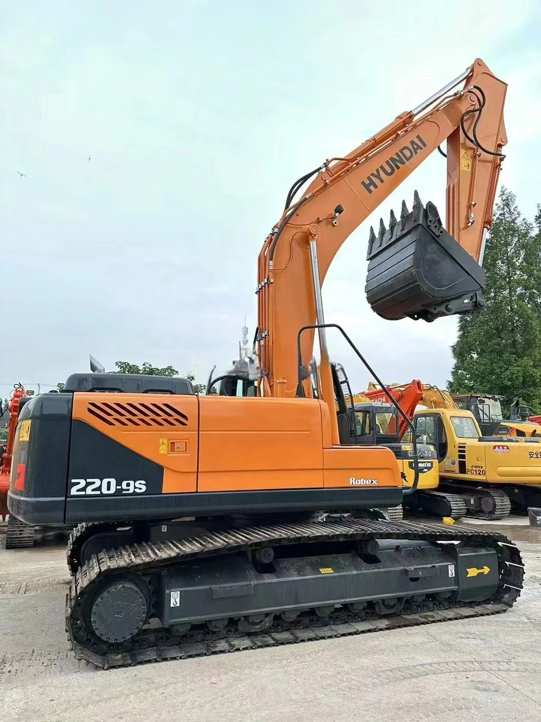 Used Hyundai R220-9s 22tons excavators good condition crawler machine used Hyundai R220-9s excavators
