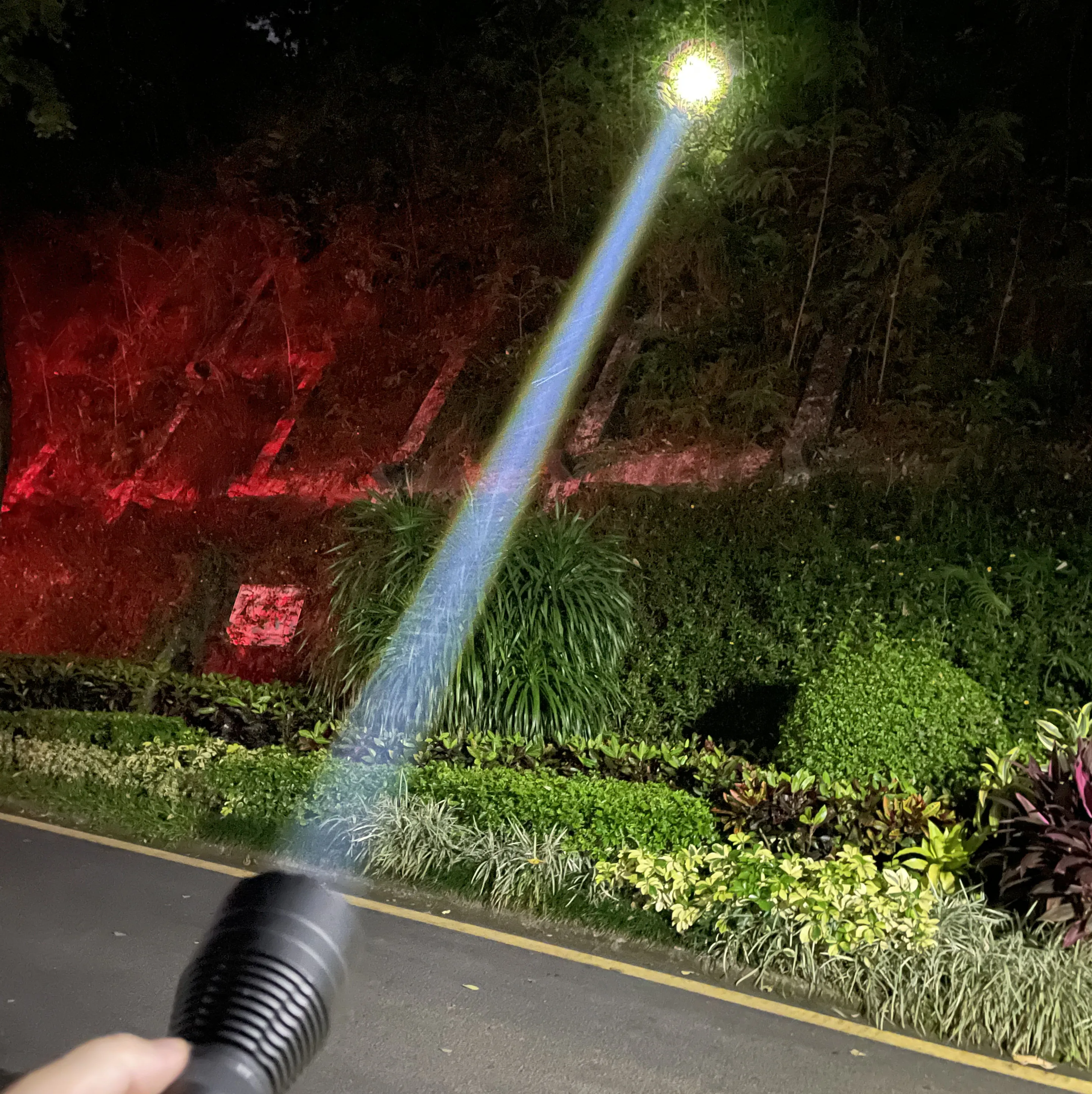 waterproof hunting rescue flashlights high brightness magnetic switch diving flashlight