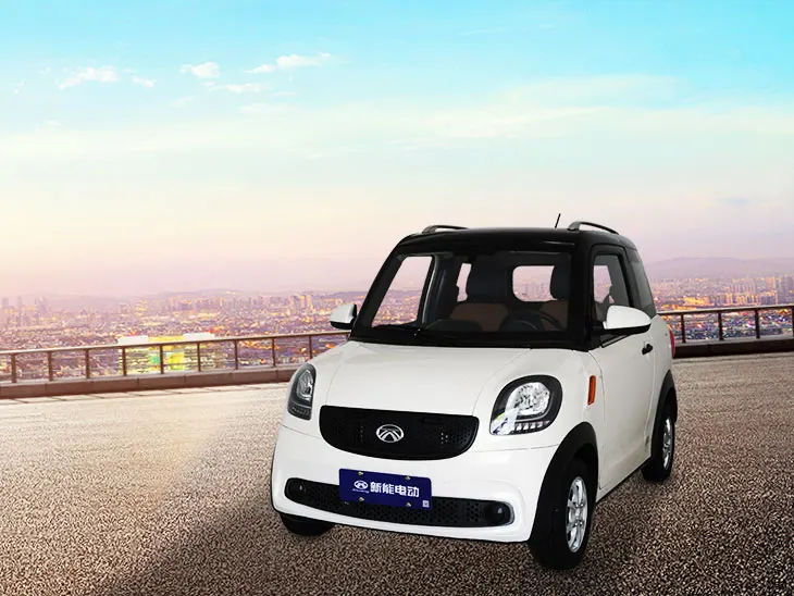 China Brand 2023  4 Seats Mini Electric Car QQ Ice Cream New Energy Mini Car For Adult