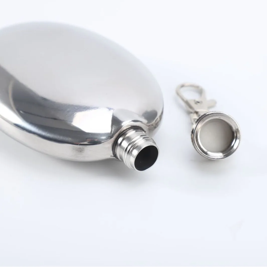 Factory Wholesale 2.5oz Mini Metal Hip Flask round Jewelry Shaped Keychain Pendant Modern Design Laser Logo for Giveaways Gifts