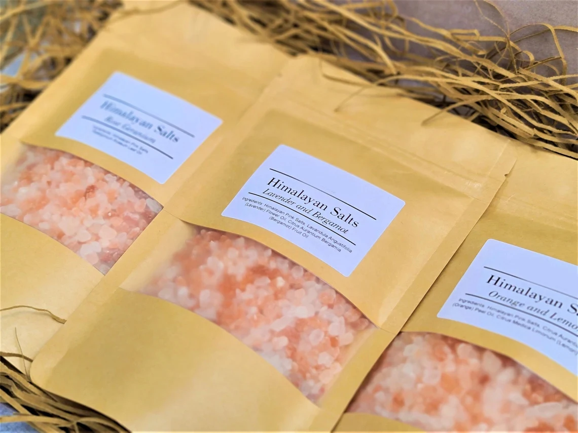 Customize Your Sea Salt Bath Packaging Bags Natural Scented Dead Sea bath Soak Salts With Flowers