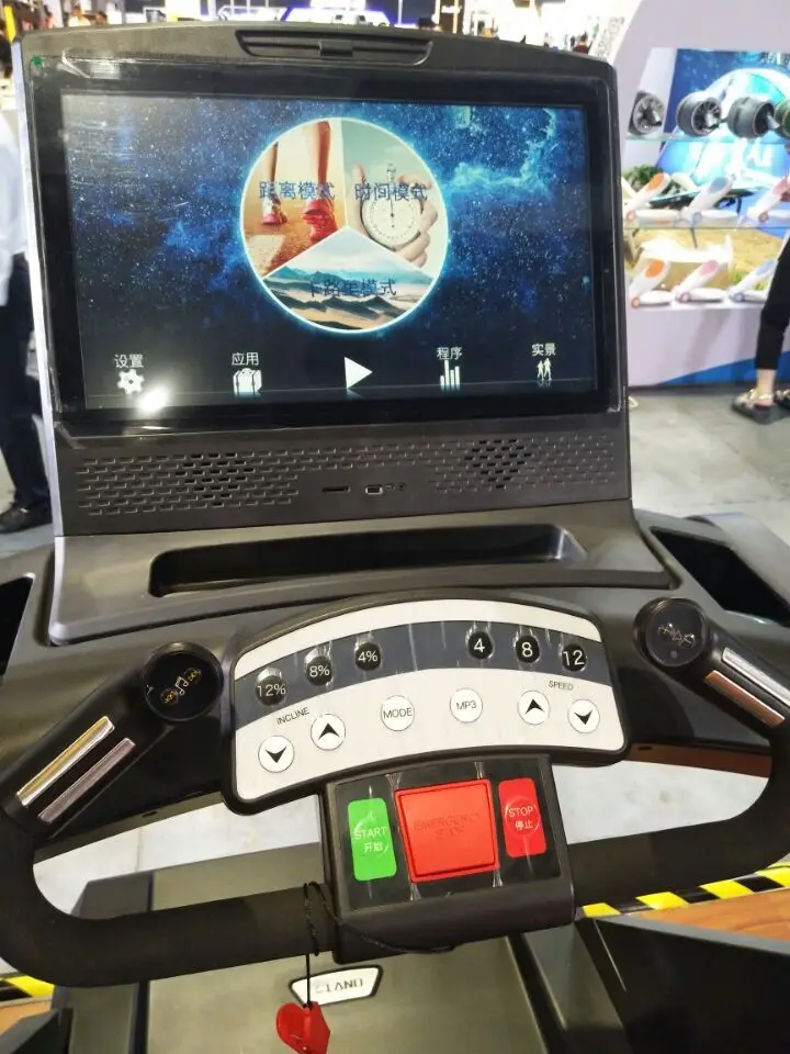  Беговая дорожка Land Fitness LDT -918 A для коммерческого использования/очень большой сенсорный ЖК-экран/беговая 4Hp