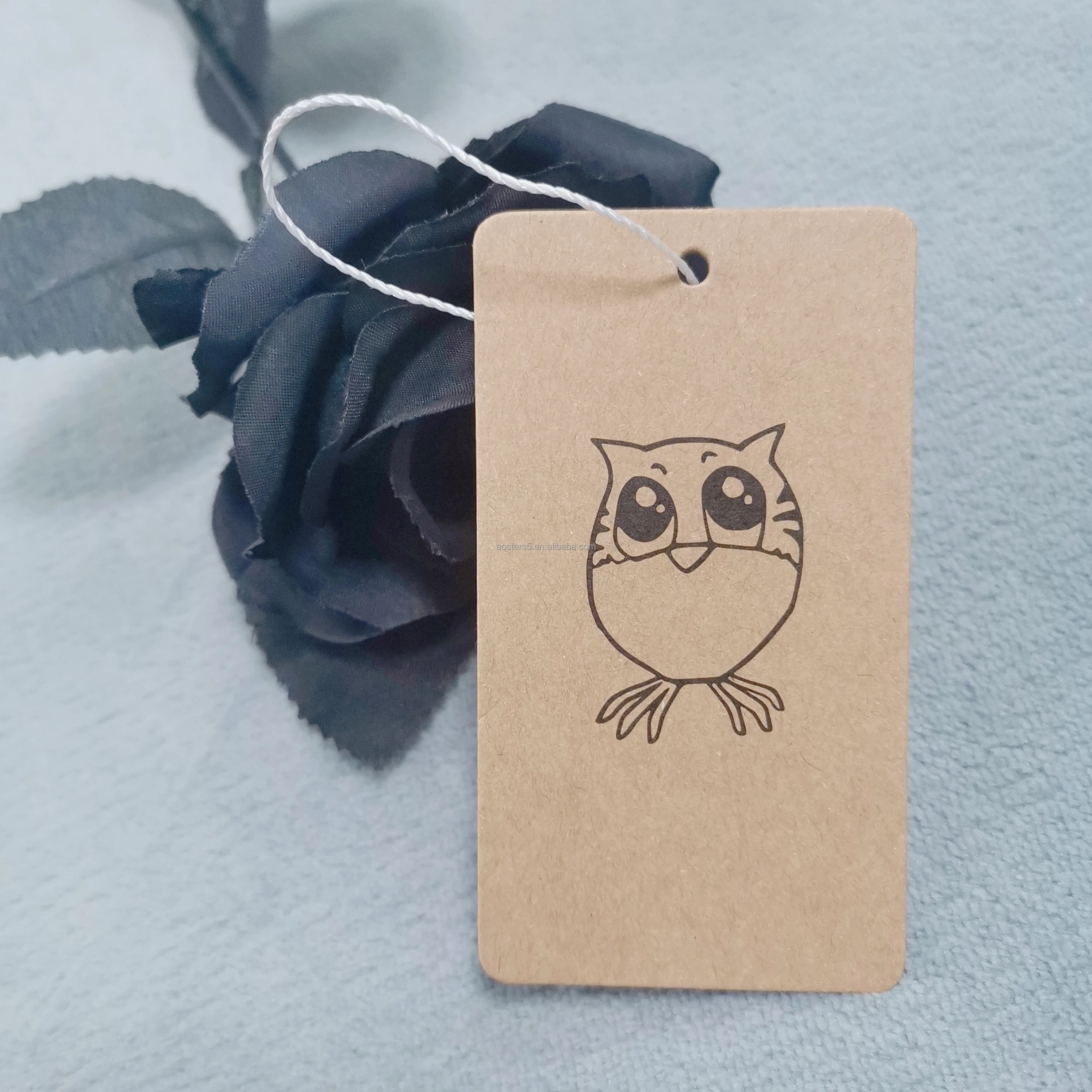 custom high quality kraft paper hang tag with hemp rope for jeans