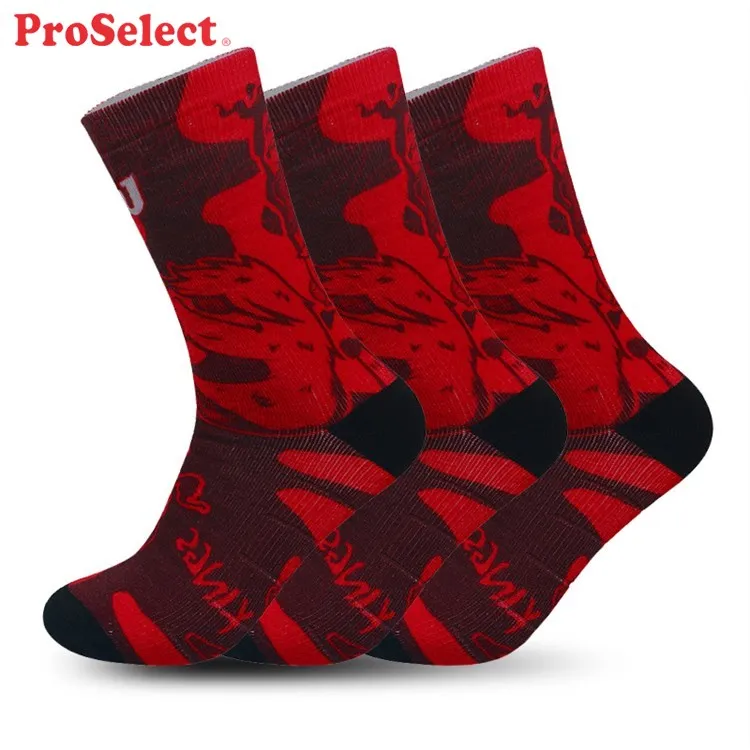 Оптовая продажа Oem красный пользовательский сплошной цвет логотип тренажерный зал мужские носки