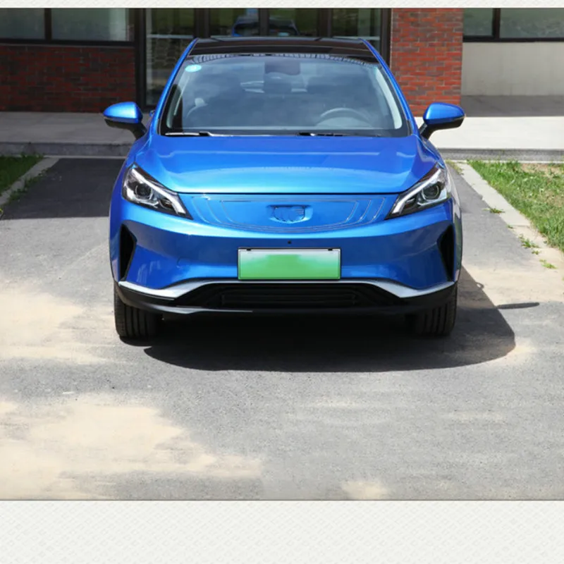 High Speed 4 Wheel 4 Seater sedan Electric New fashionable energy car