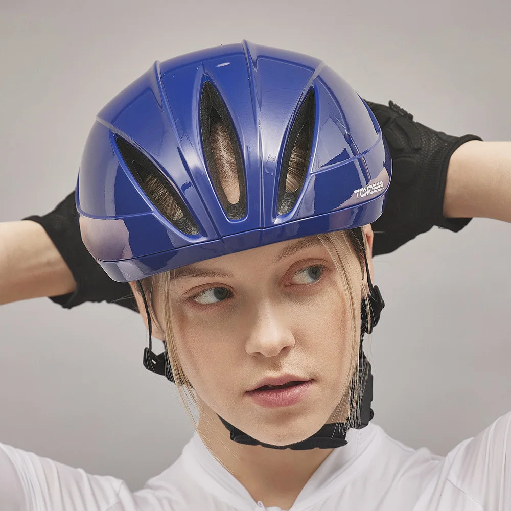 South Korean Supplier Pc Exterior Material Durable Against Impact Sports Ghost Aero Helmet