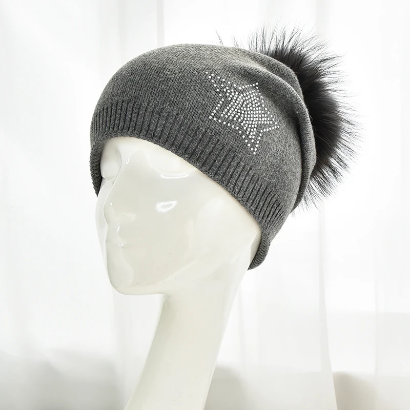 Wholesale Winter Knitted Beanie for Women Glitter Gems Stars Pattern Hat Outdoor Soft Wool Knitted Real Fur Pompom beanie Hat