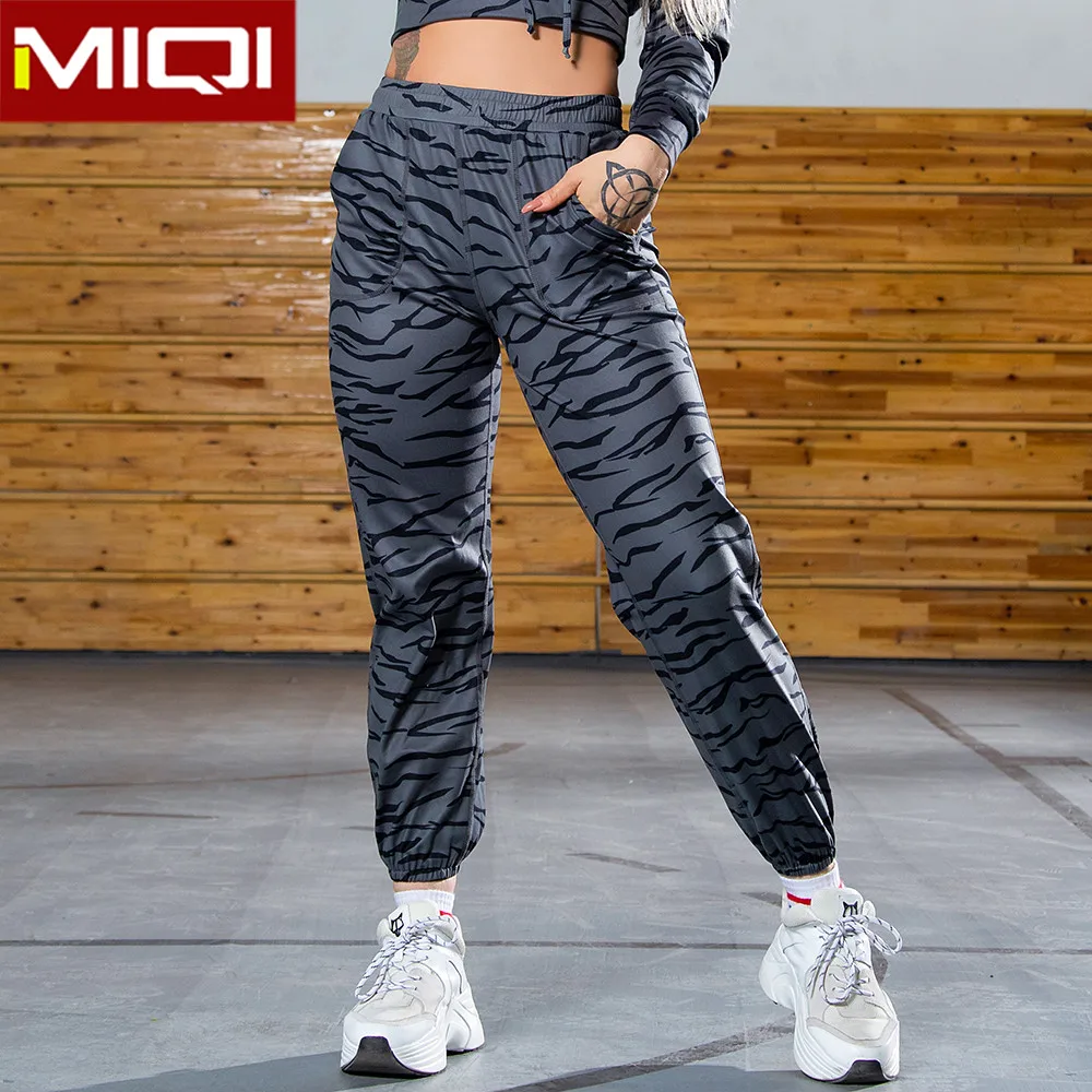 2020 New Design Wholesale fitness apparel sexy zebra print yoga sets with zebra joggers and zebra hoodie