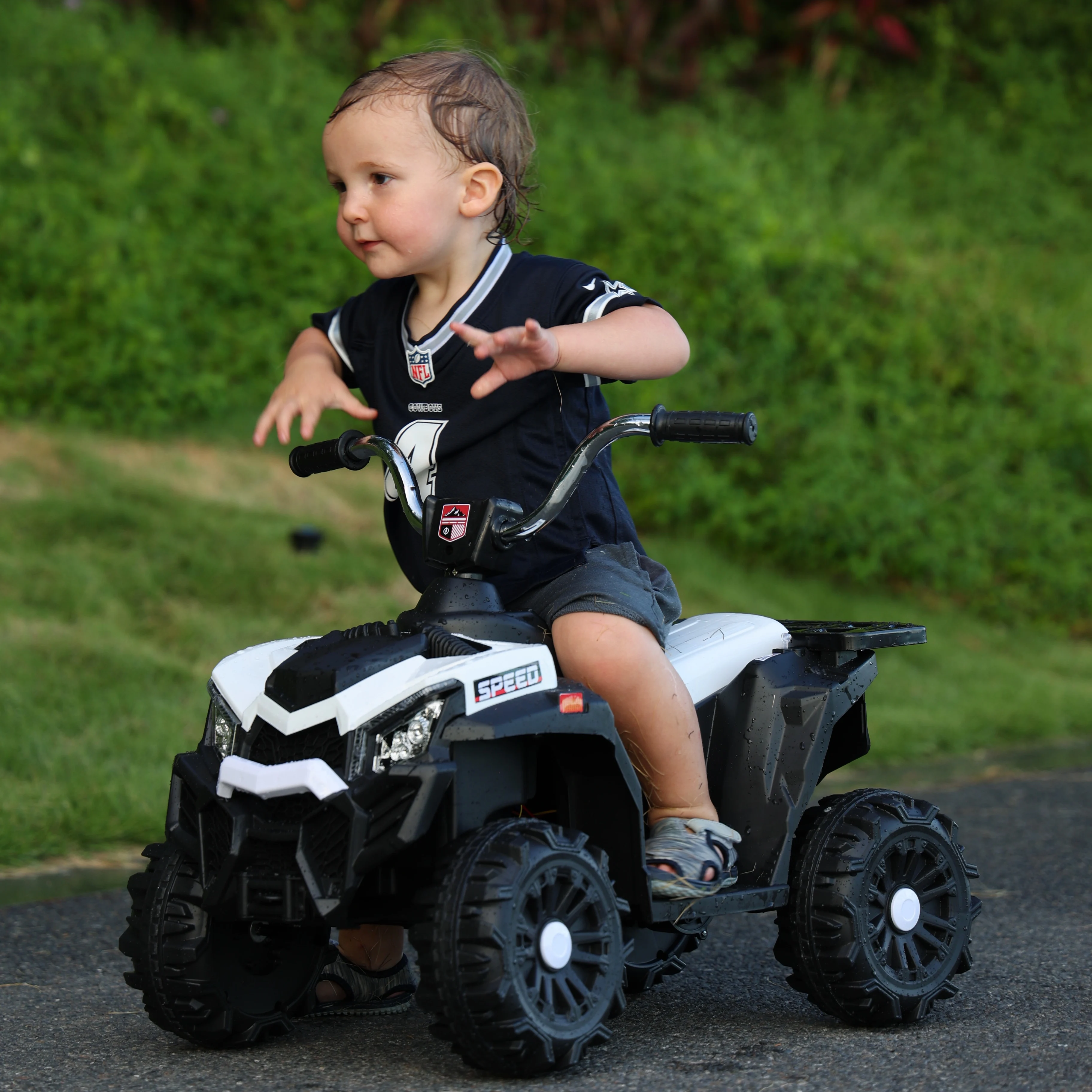 Hot selling Small Size Kids 4-Wheel Electric Quad  Remote-Controlled Shaft Drive Toy Car Battery-Powered  Baby Toy Car