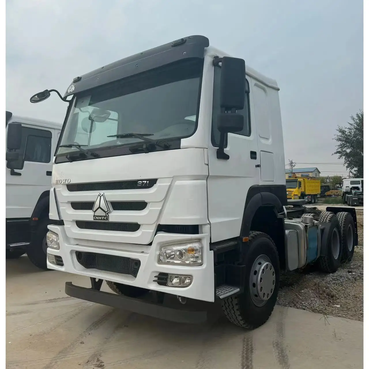 Factory Direct Supply Huacheng Haowo Tractor Professional Manufacturing Trustworthy.