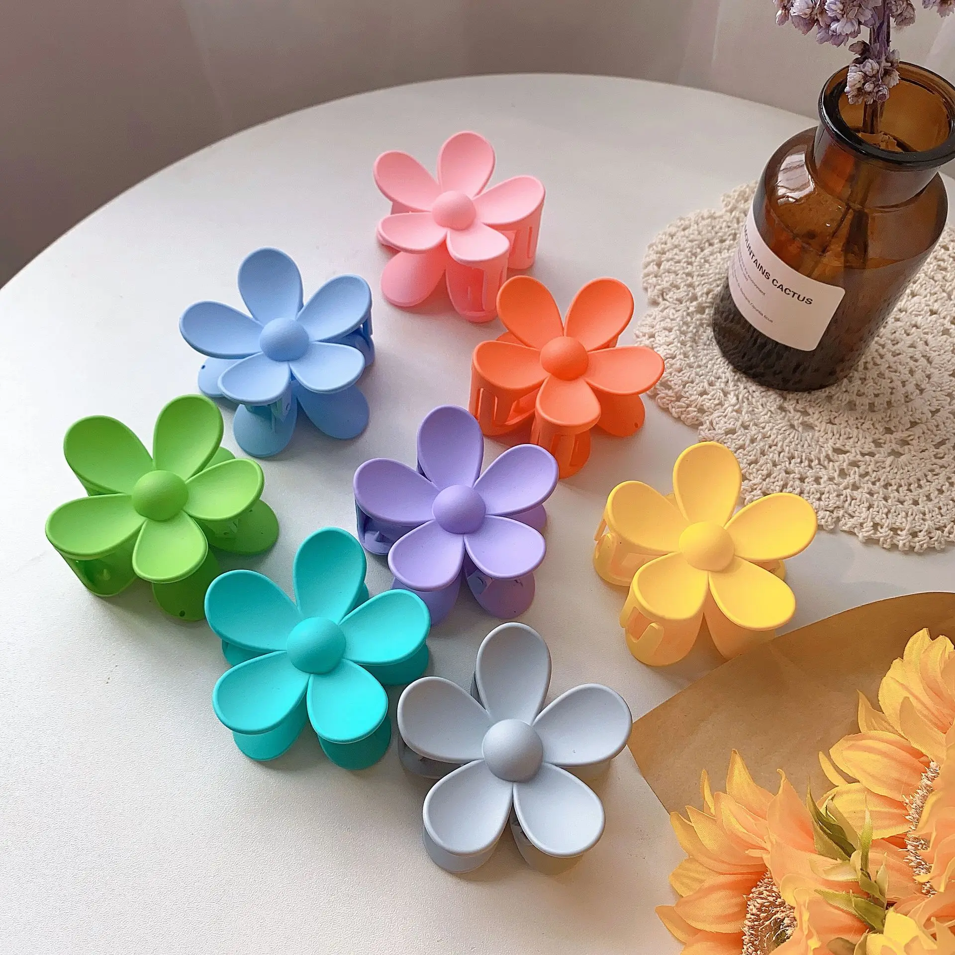 Custom Spring and summer new style candy color sweet flower hair grasps bath hair claw