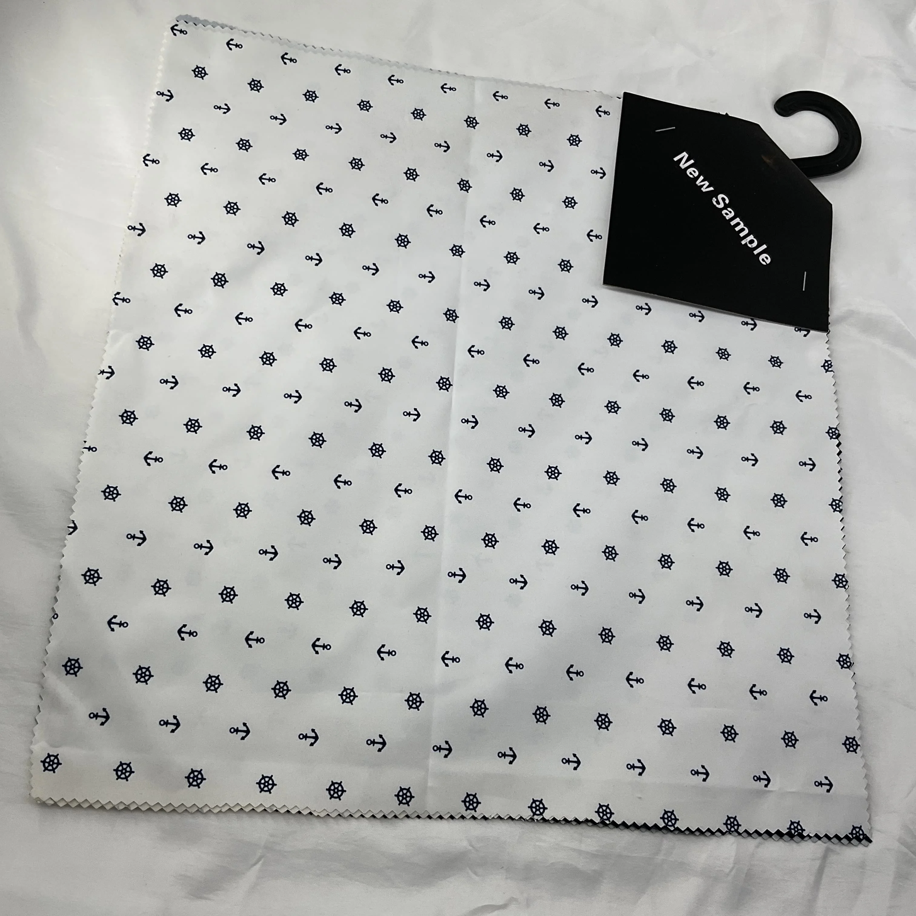 400Dx300D  + DWR + anti-UV (UPF 40+) coatings 70% Nylon 30% Polyester Oxford Fabric Diamond Ripstop design