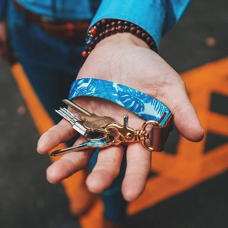 Custom Sublimation Wallet Phone Key Card Holder Short Wrist Keychain Strap Custom Leather Key Lanyard Short Lanyard