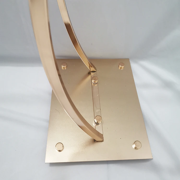 
gold metal wedding centerpiece for decoration 