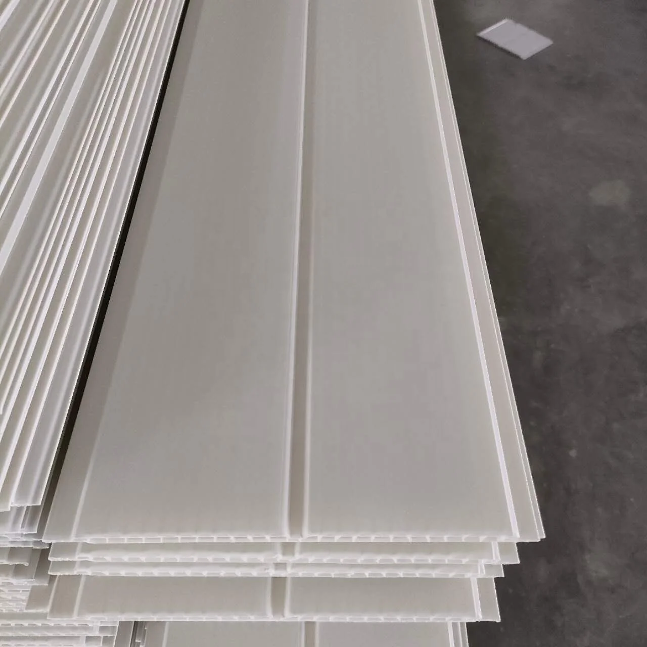 Hot Selling Common Foundation in Concave Style Pvc Panel Ceiling for Wall Decoration