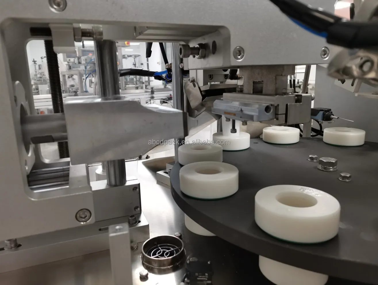 Заводская цена, машина для запечатывания мягких косметических трубок, автоматическая ультразвуковая машина для запечатывания, машина для запечатывания труб