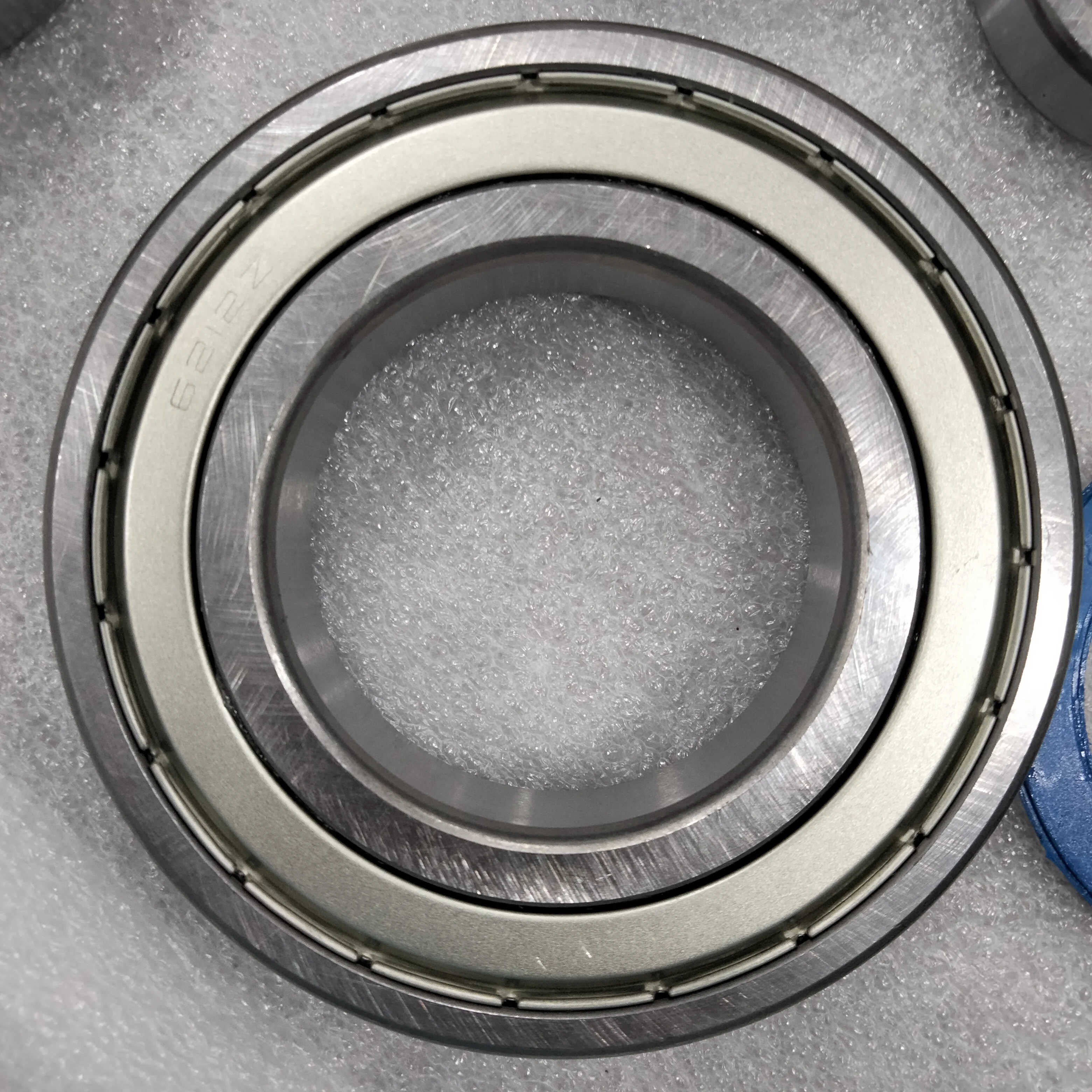 Factory directly supply NTN KOYO NSK bearing 6203 6204 6205 Deep Groove Ball Bearing 17*40*12 mm