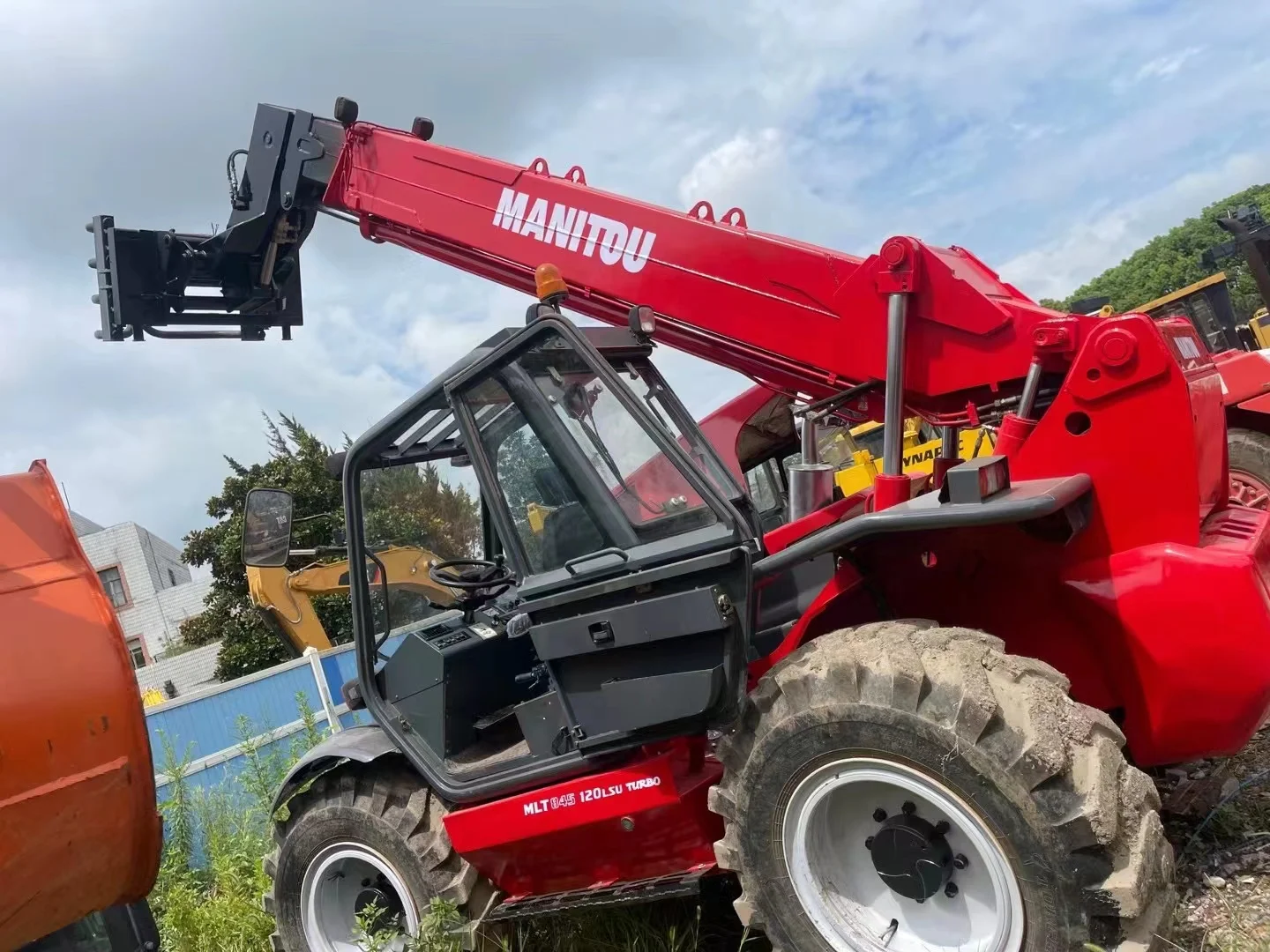used forklift manitou mlt845 cheap price for sale excellent condition