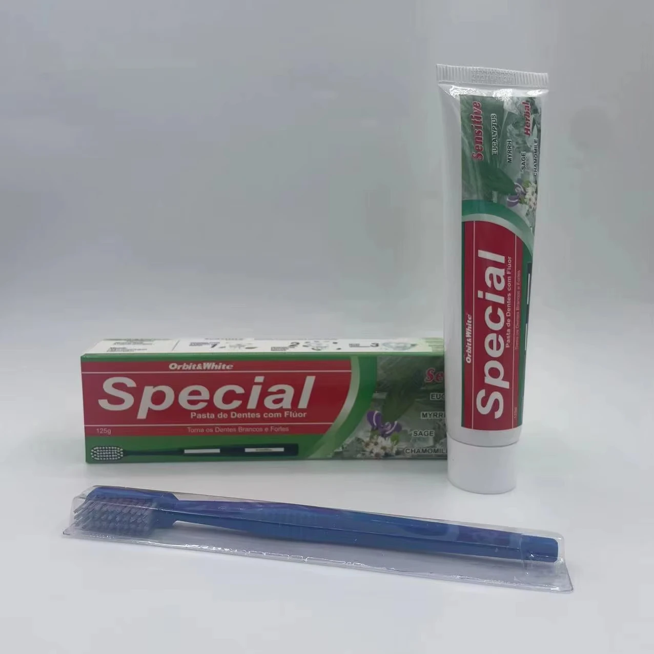 Wholesale 125g Herbal Toothpaste Adults Whitening Spearmint Fluoride Bad Breath Stain Removal Sensitive Teeth Formula Home Use