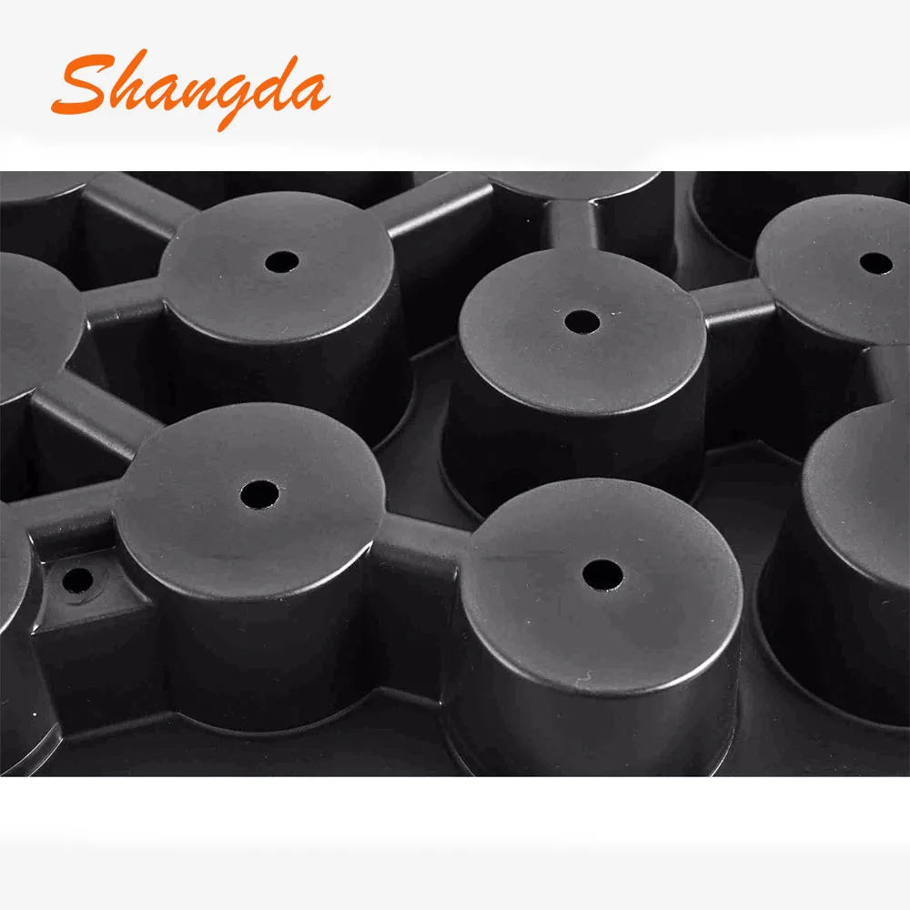 Wholesale PS Durable Vegetable Or Flower Growing 18 Cells Plastic Plants Pot Tray