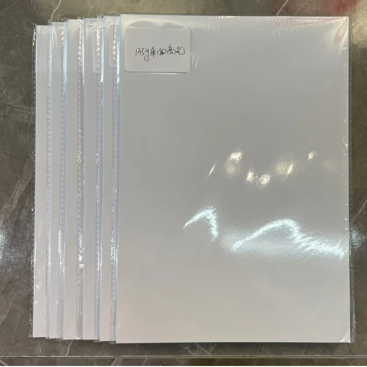 Guangzhou Supplier factory wholesale paper king brand high glossy inkjet photo copy paper A4 135G for inkjet epson printers