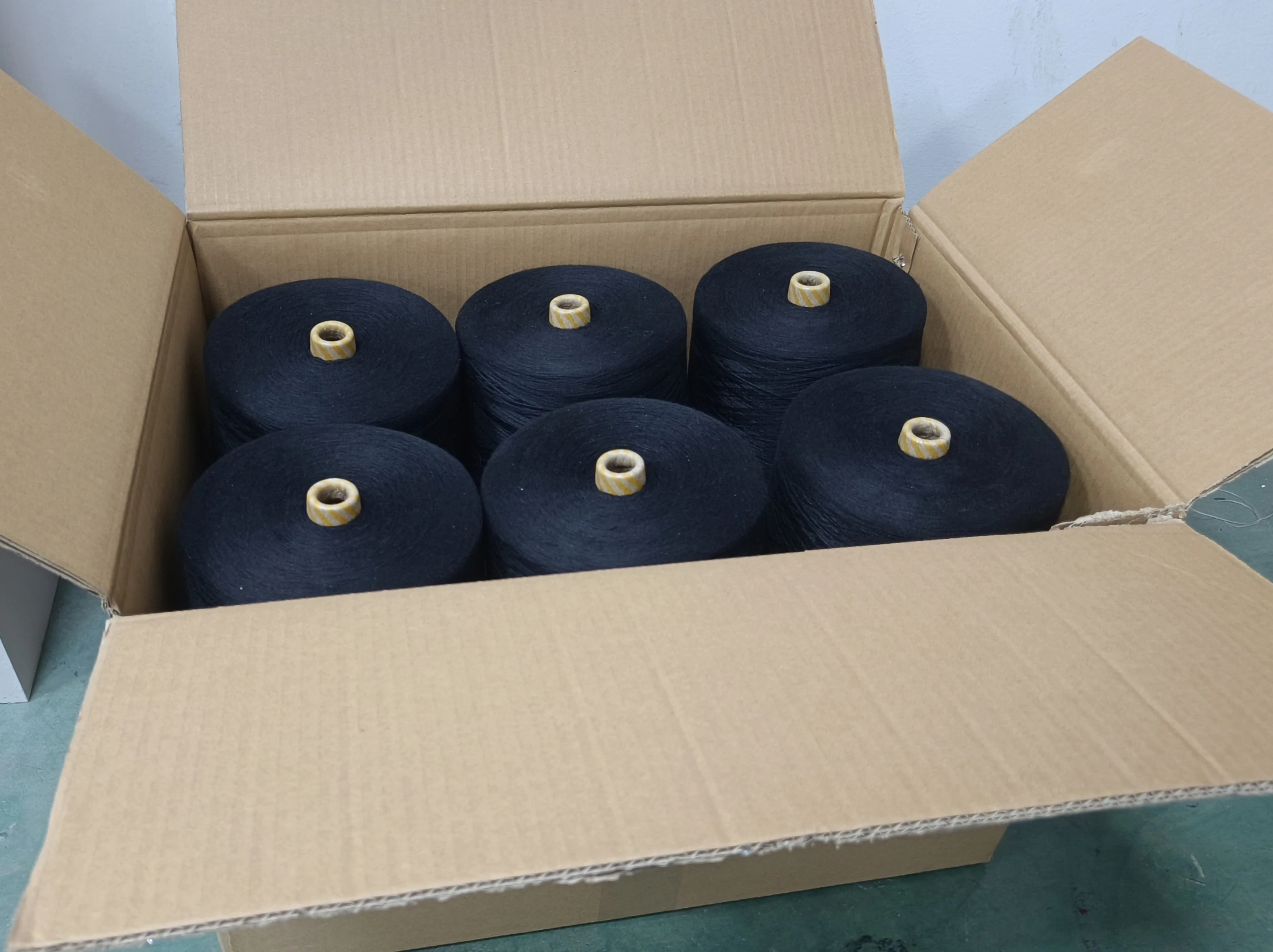 Fire resistant 40S/2 para-aramid yarn 93% Meta 5% para-aramid 2% antistatic high temperature reinforced material