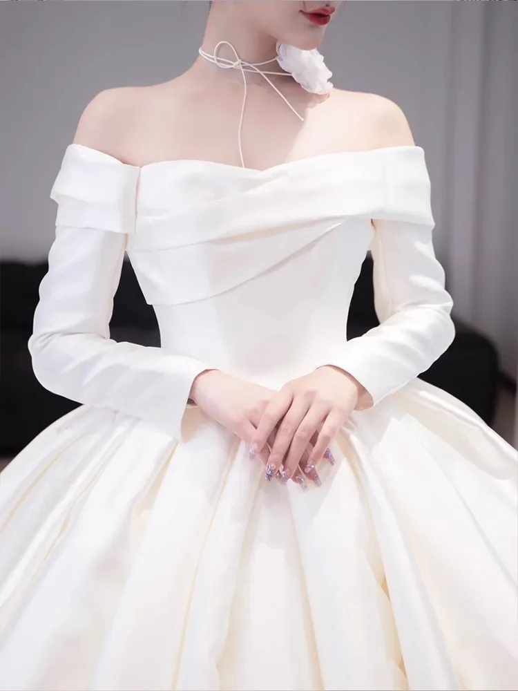 ZX-550 High-end wedding dress bride 2024 autumn / winter new retro heavy industry satin outdoor marriage gown