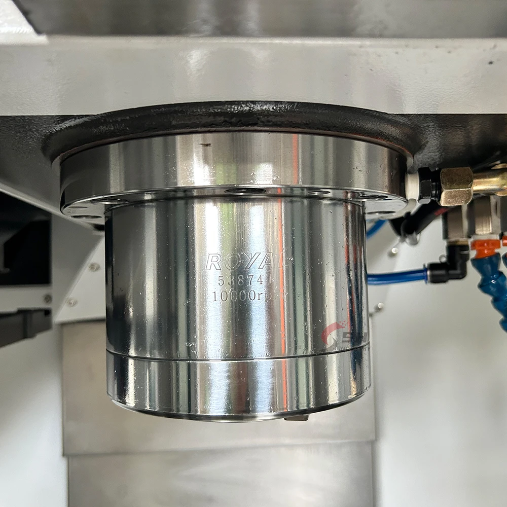 New Siemens Fanuc Mitsubishi Controller Milling Machine Vmc1370 Metal cnc vertical machining center