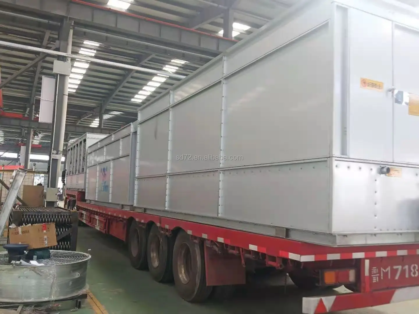 Stainless Steel Closed Circuit Cooling Tower China Evaporative Condenser With Ladder And Safety Guards Support Customization