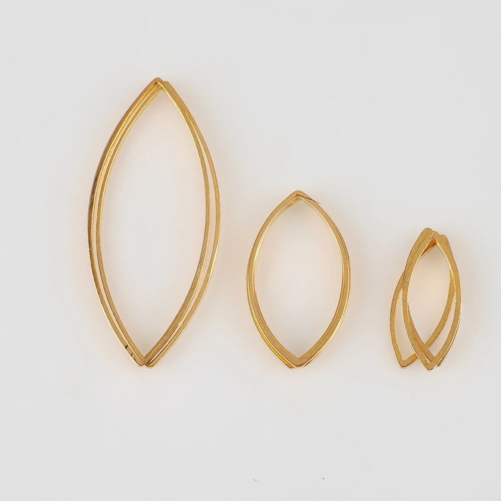 Zhubi Gold Plated Eye Shape Hollow Frames Bezel Alloy Connectors Silver Plated Brass Metal Charms For Jewelry Making