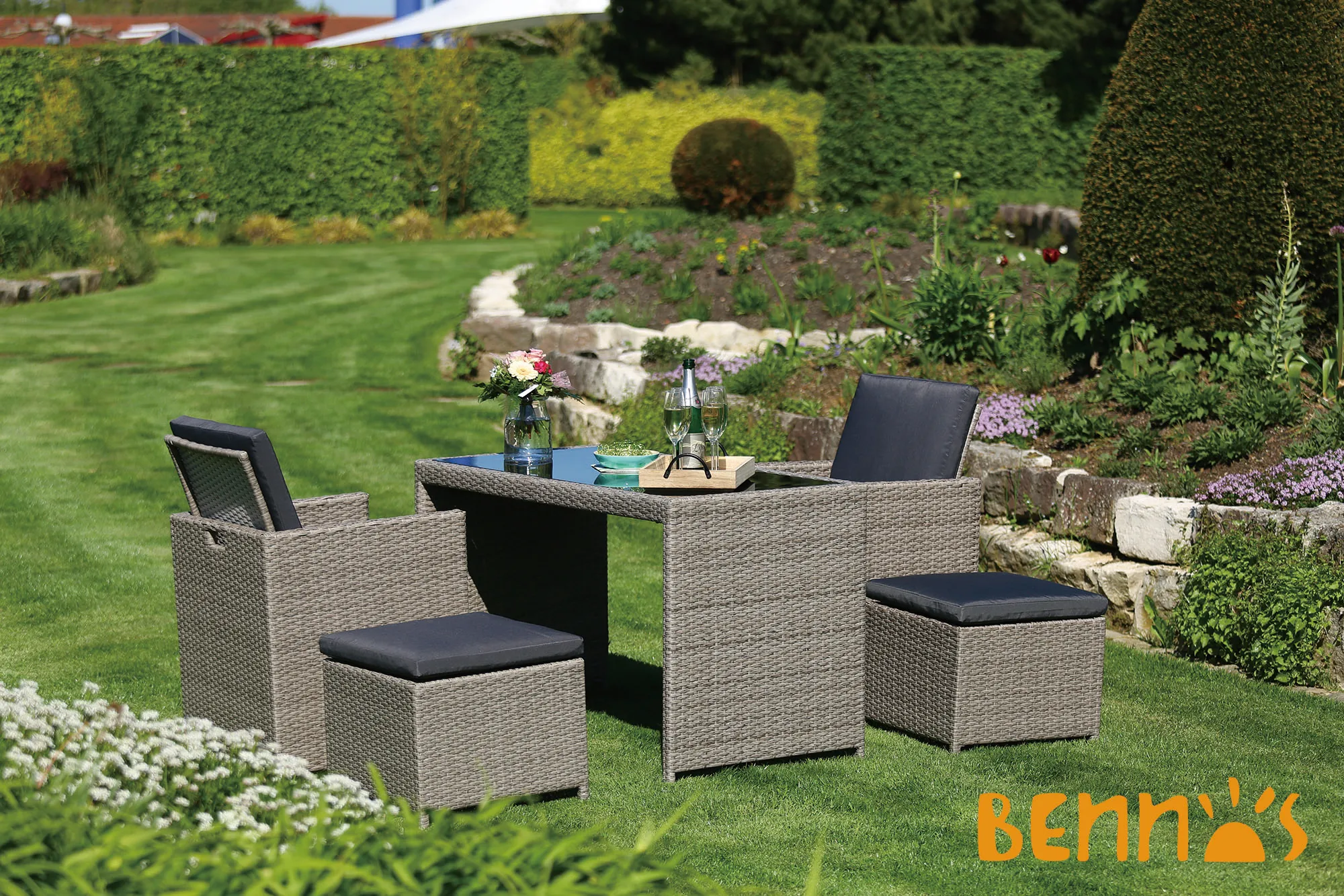 7PCS OF ROPE FURNITURE TABLE AND CHAIR SET FOR DINING OUTDOOR OR GARDEN