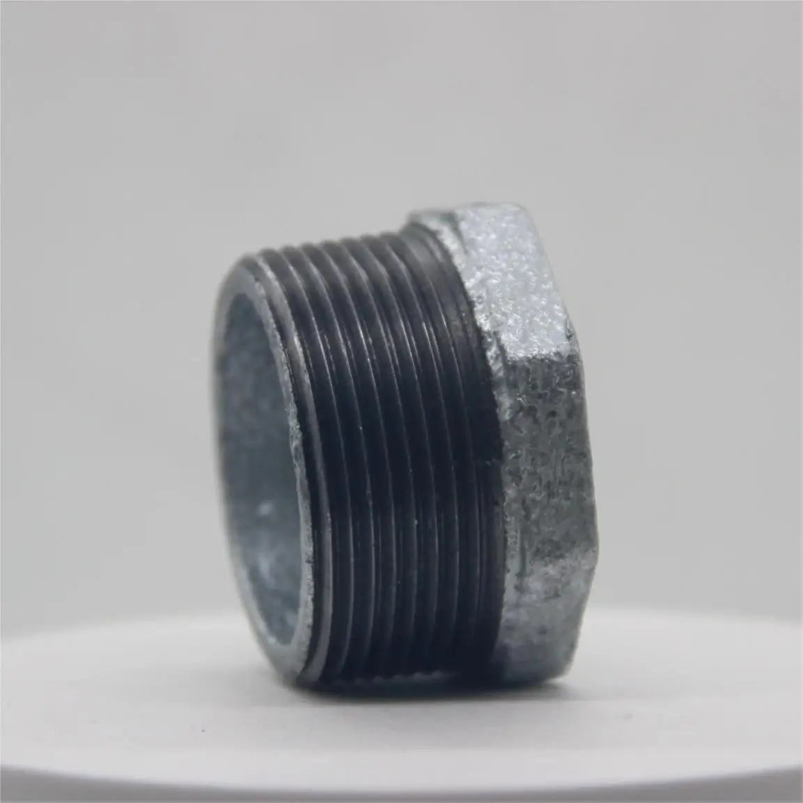 Galvanized female pipe reducer hex bushing bushing use for plumbing building malleable iron pipe fitting