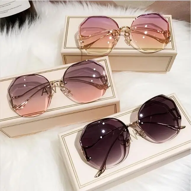 2022 Unframed Fashion Tea Lens Gradient Sunglasses Women Brand Design Vintage Pilot Retro Cutting Sun Glasses Female UV400