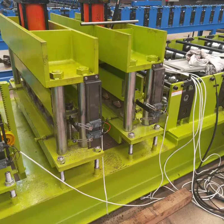 Hydraulic Automatic  840 color steel profile roof  roll profile fence roll forming making machine