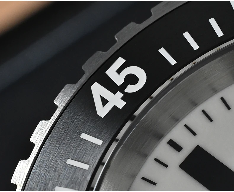 Custom logo low moq original design 316L stainless steel sapphire mechanical BGW9 luminous diver watch automatic man for sale