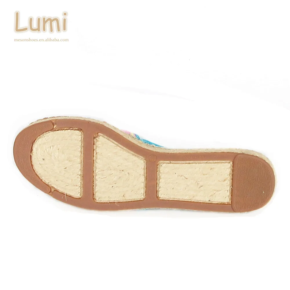 Ladies simple easy wear pointed toe buckle strap flat pumps women low heel dress shoes