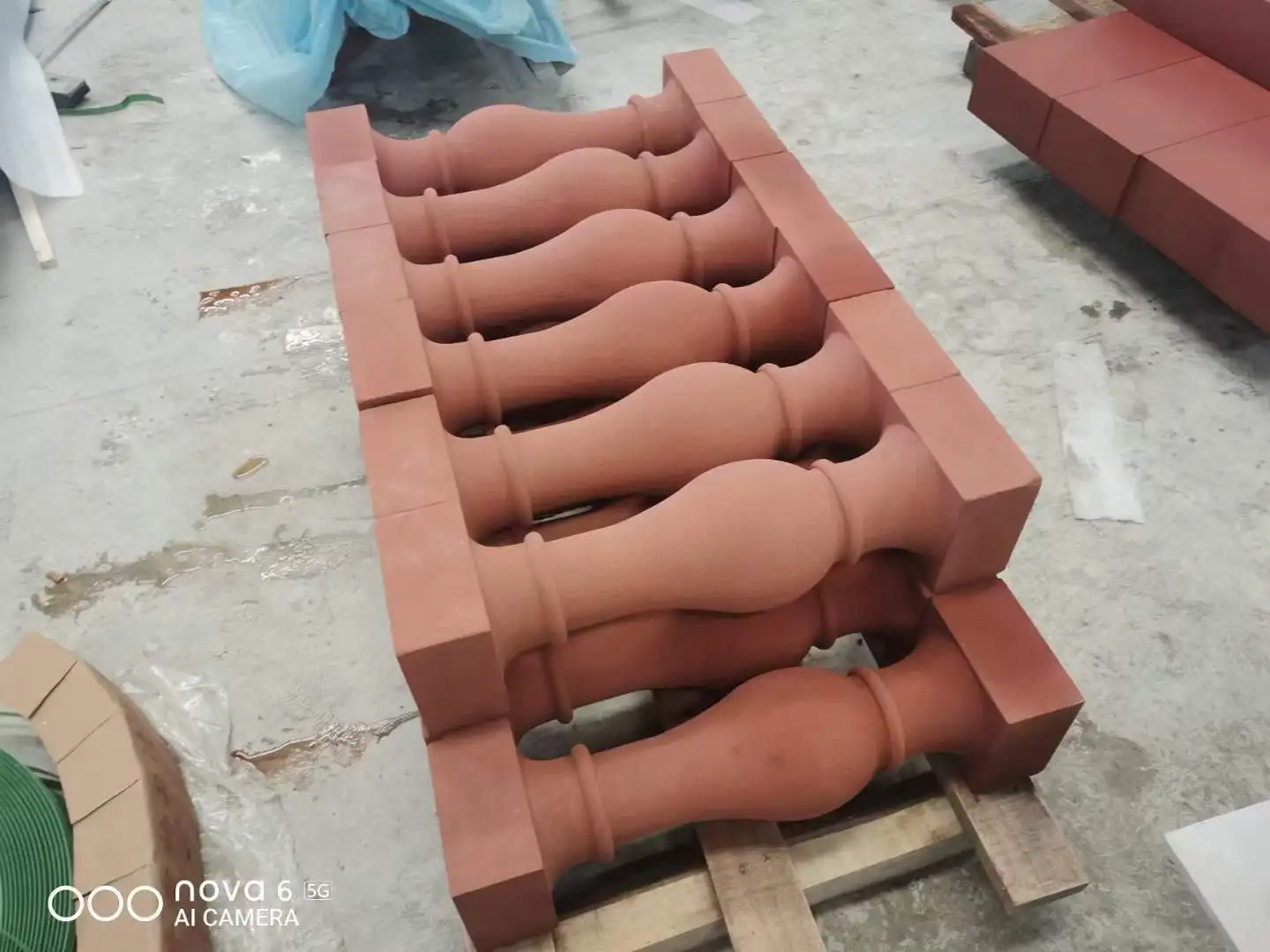 Natural China Pure Red Sandstone Slabs Tiles Pavers Coping Stone Honed Bushhammered