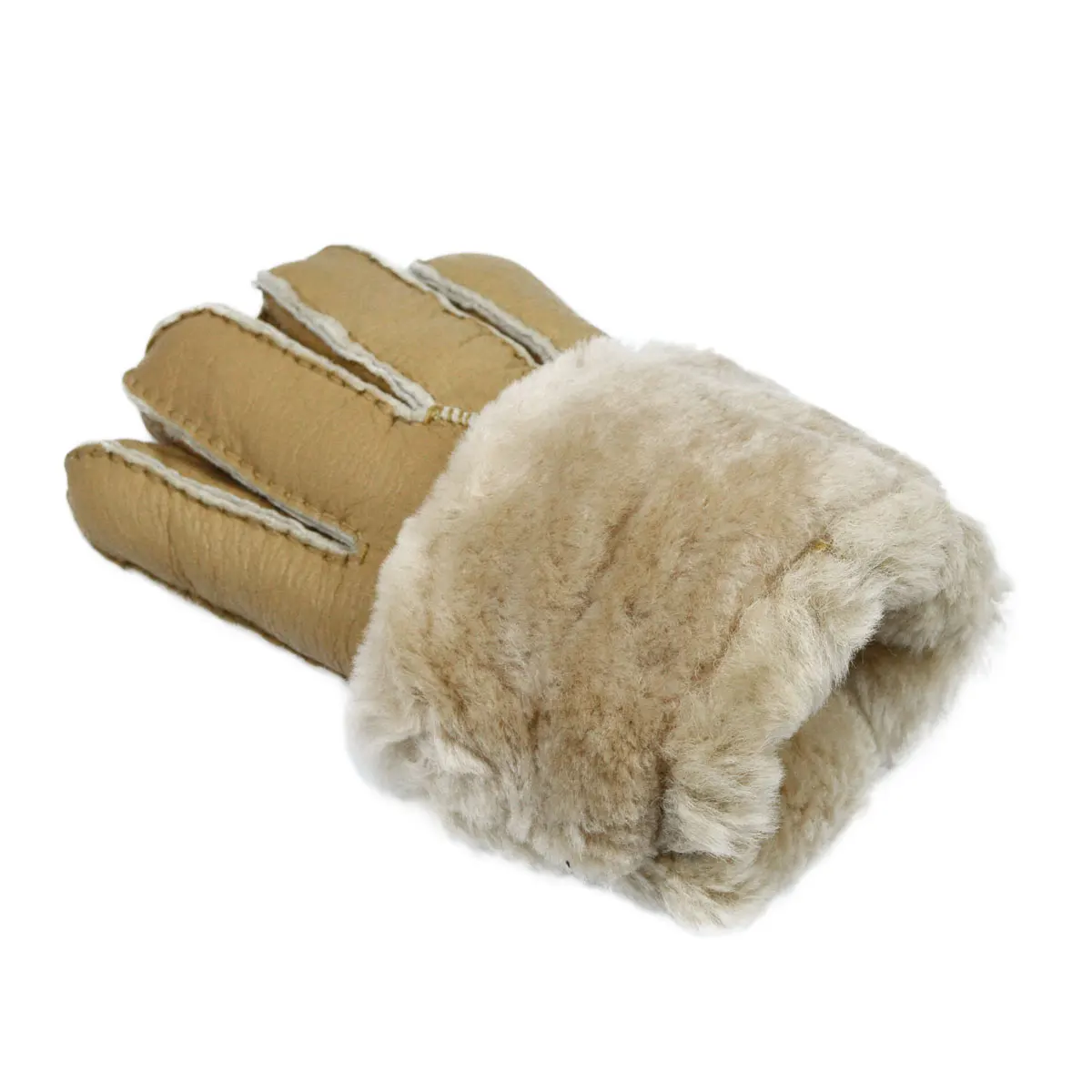 Красивые варежки из овчины