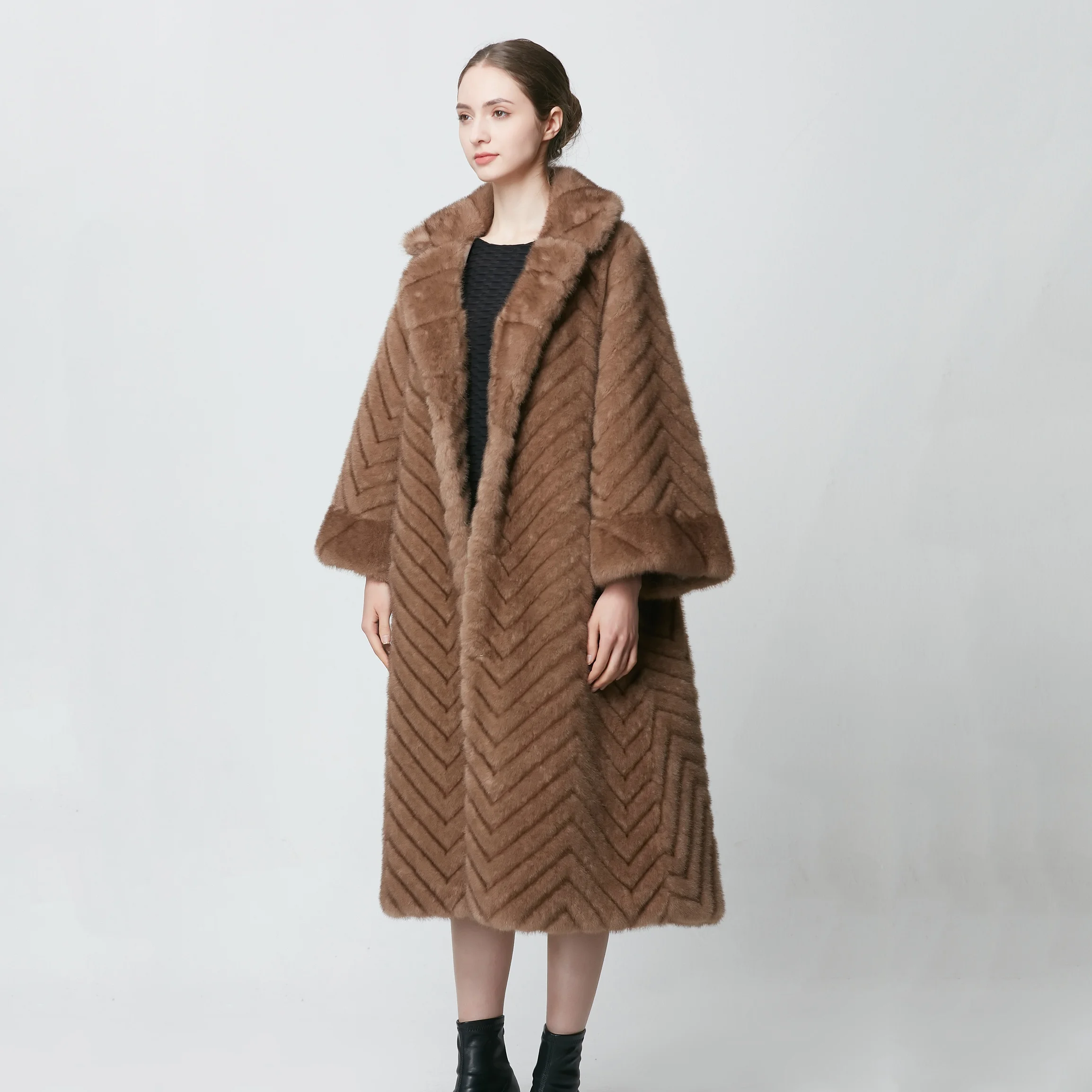 Luxury Style Female Overcoat Genuine Natural Mink Fur Nutria Black Fur Coats For Girls Coat Faux Fur