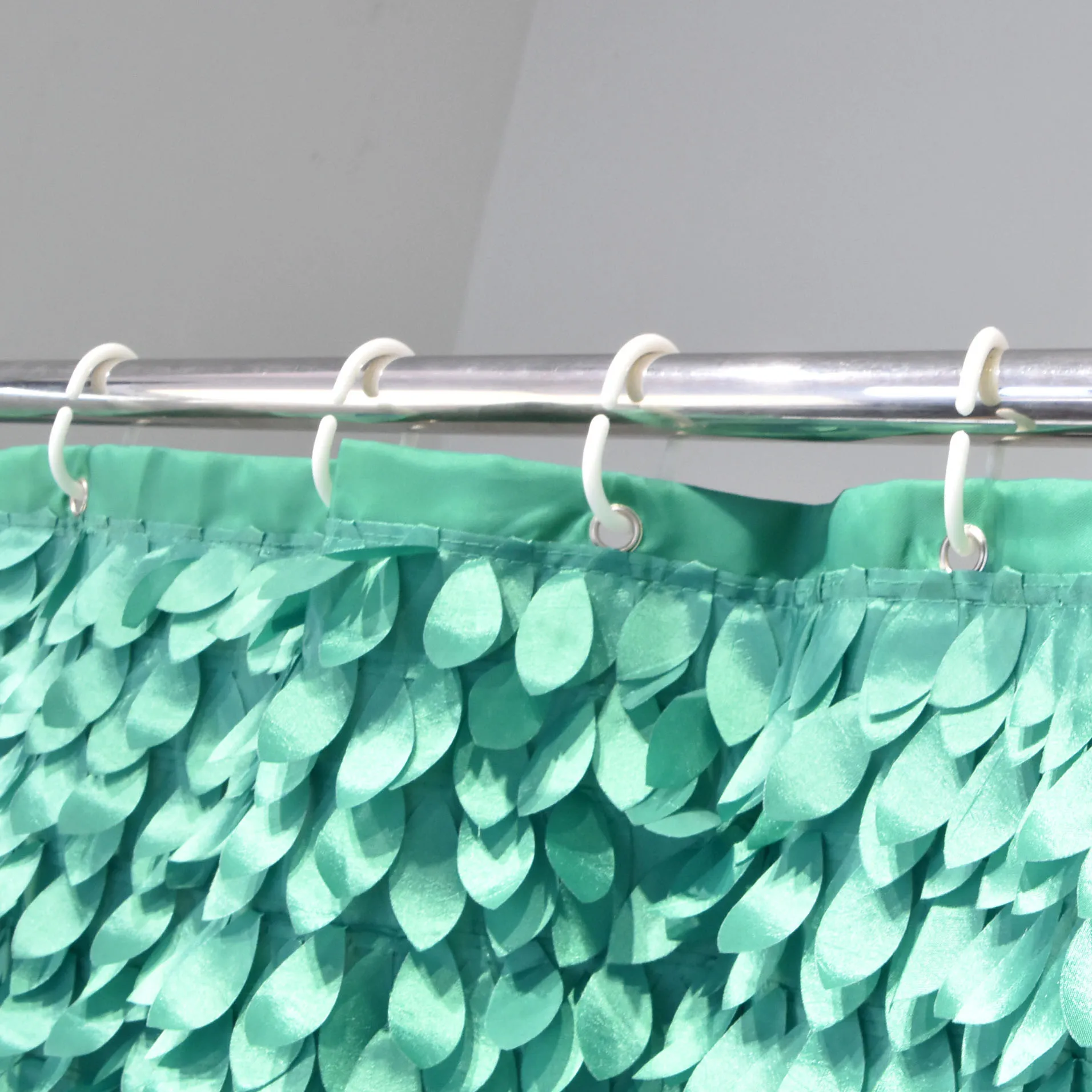 Modern Style 3D Leaves Decoration Green Bathroom Curtain WIth Valance