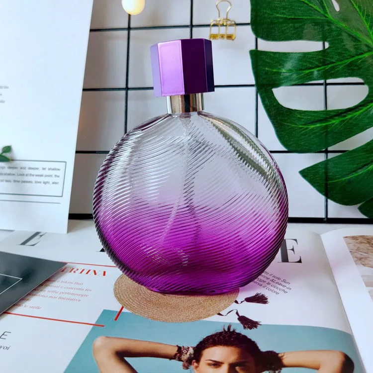 free sample  100 ml 100ml gradient purple color flat round empty glass perfume bottle with gold spray pump