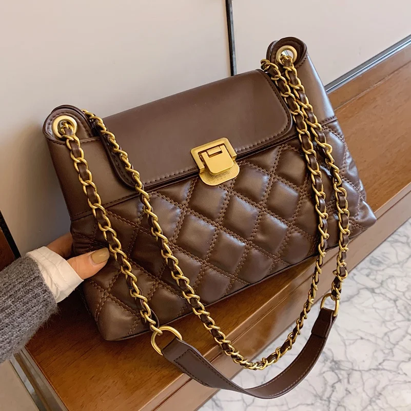 Linger chain 2022 spring new fashion joker slung small fragrance shoulder bag