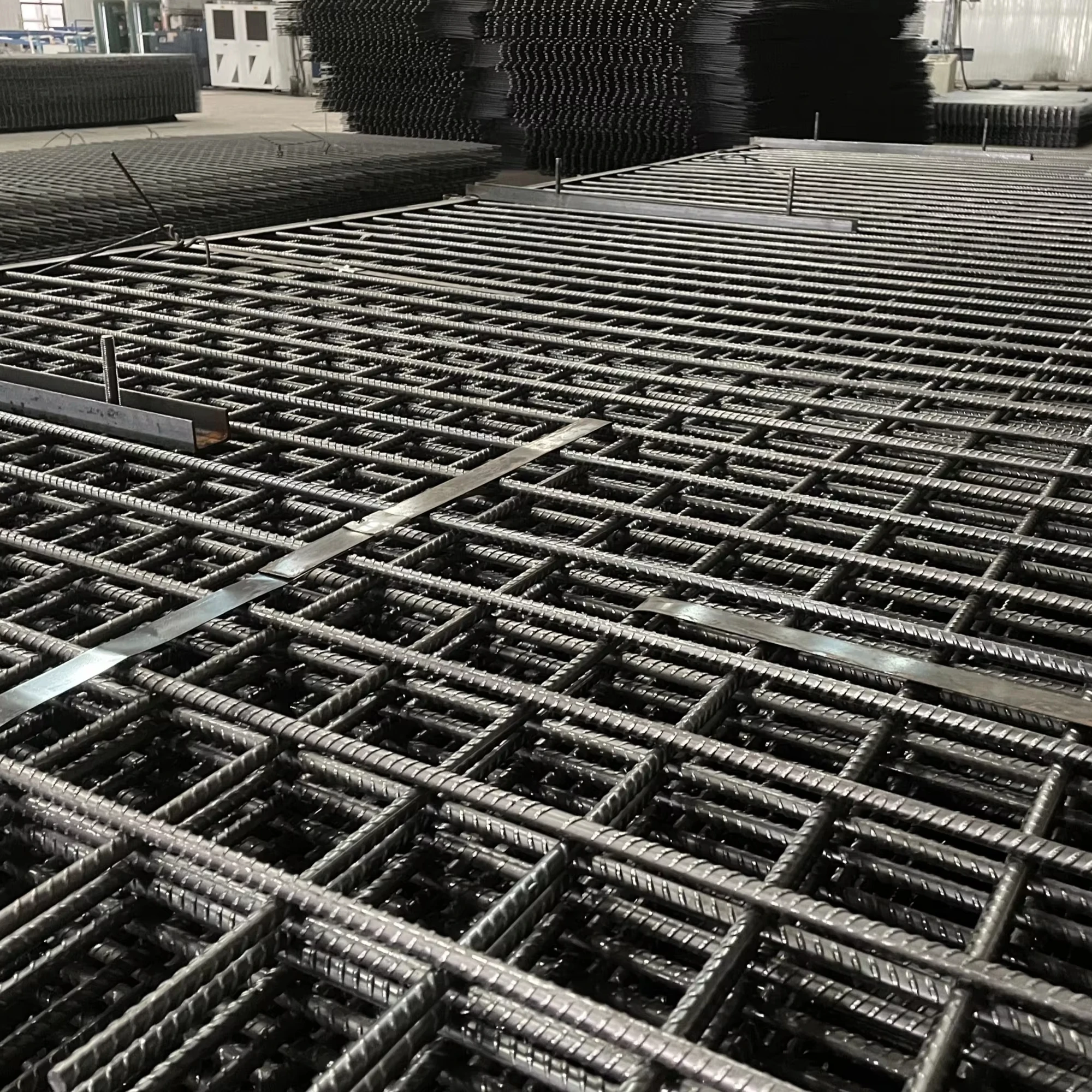 Продажа строительных материалов 12 мм стальные стержни сварная сетка арматурная стальная для заливки бетона