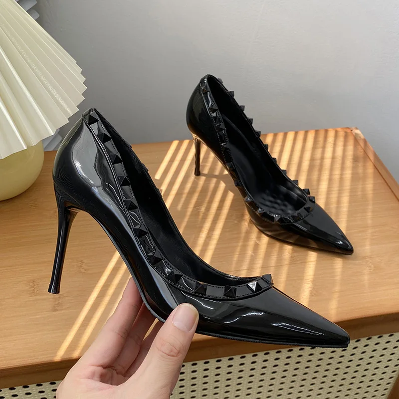 New arrival Pointed ladies heeled wedding shoes professional bride high heels women black rivet stiletto heel shoes